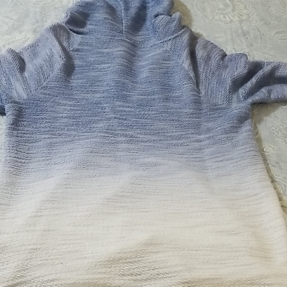 Two by Vince Camuto Ombre Hoodie EUC - Picture 7 of 9